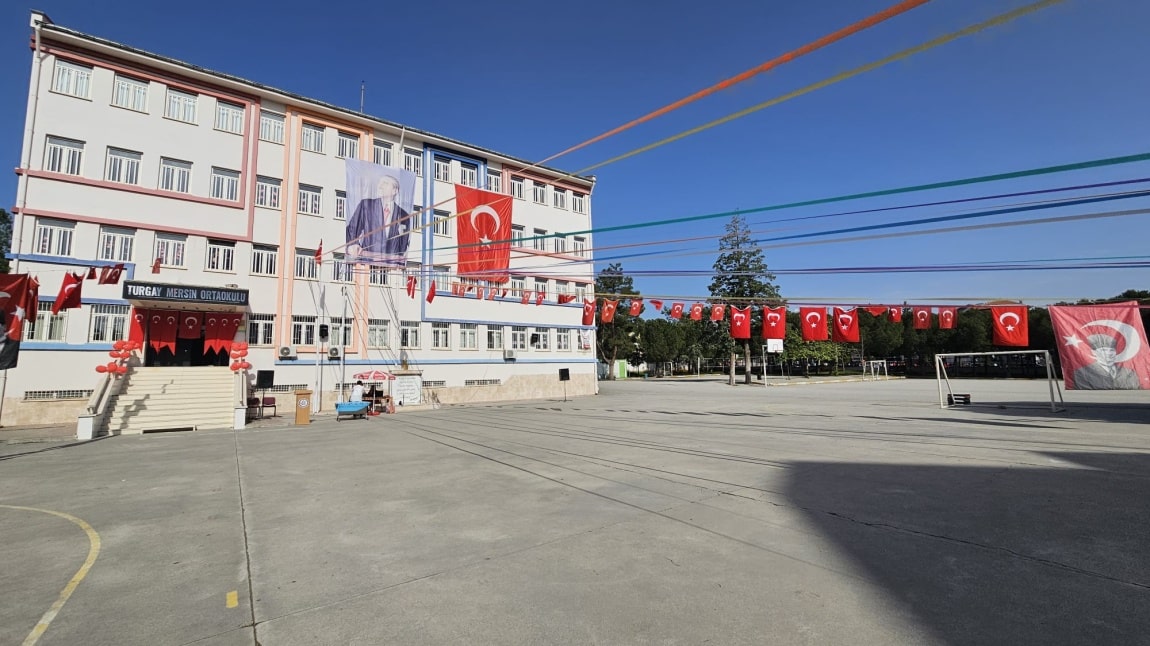 23 Nisan Ulusal Egemenlik ve Çocuk Bayramı Kutlandı